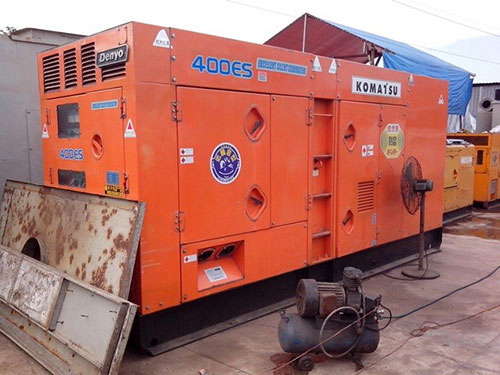 Máy phát điện KOMATSU